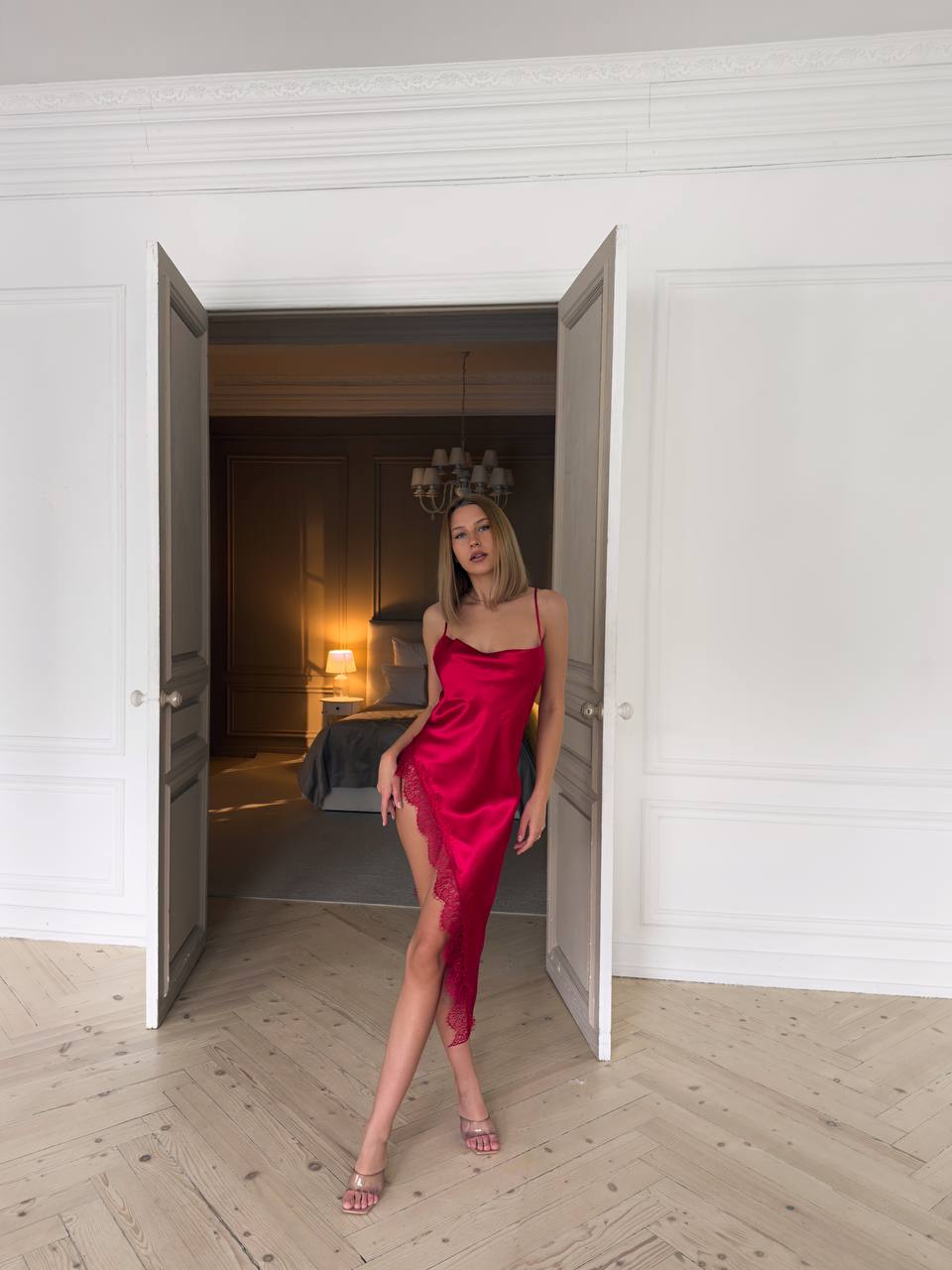 LUXURY RED GECELİK (KÜLOT DAHİL)