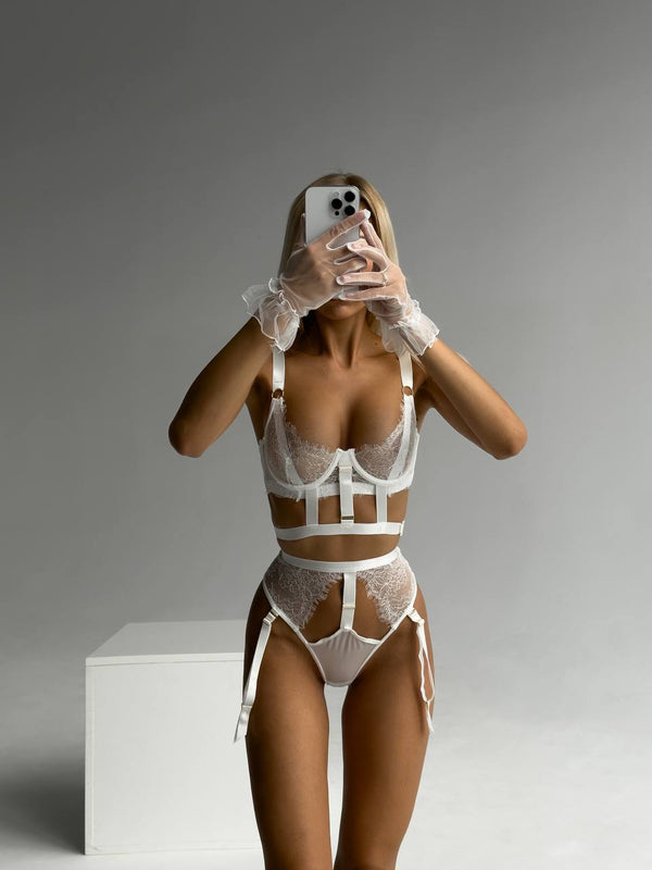 Elizabeth Jartiyer Set (Çorap Dahil) - Beyaz