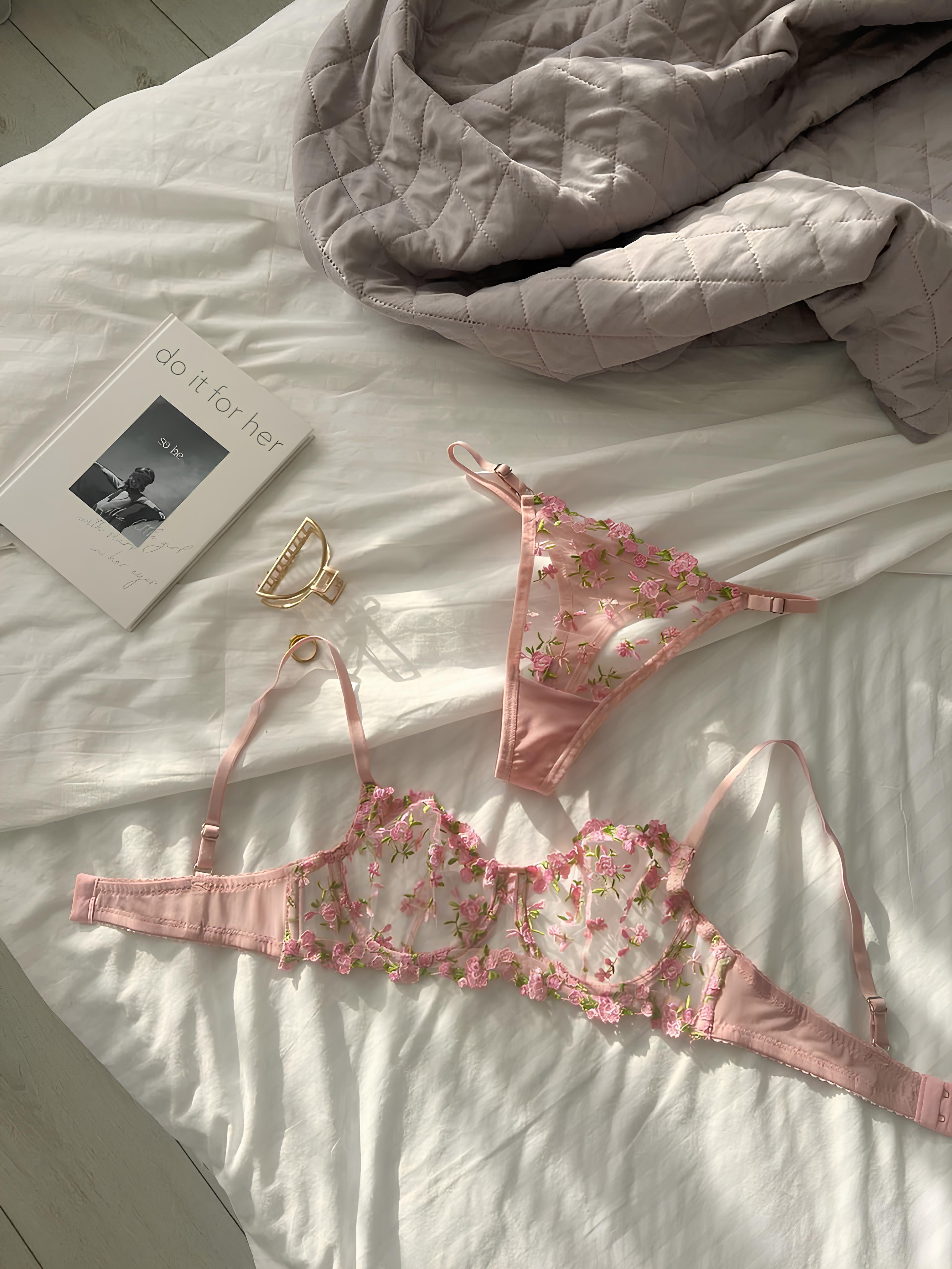 PİNK FLOWERS BRA SET