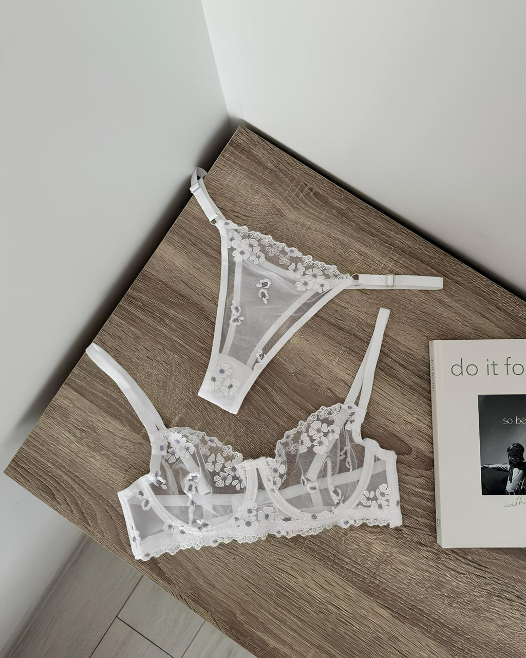 VİNTAGE BRA SET